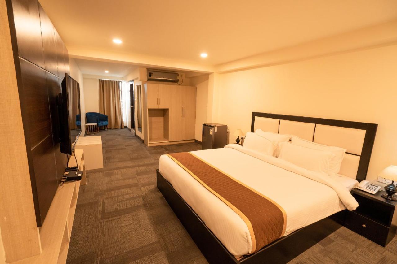 Royale Lalawi Hotel Aizawl Luaran gambar