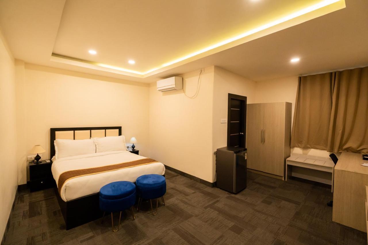 Royale Lalawi Hotel Aizawl Luaran gambar