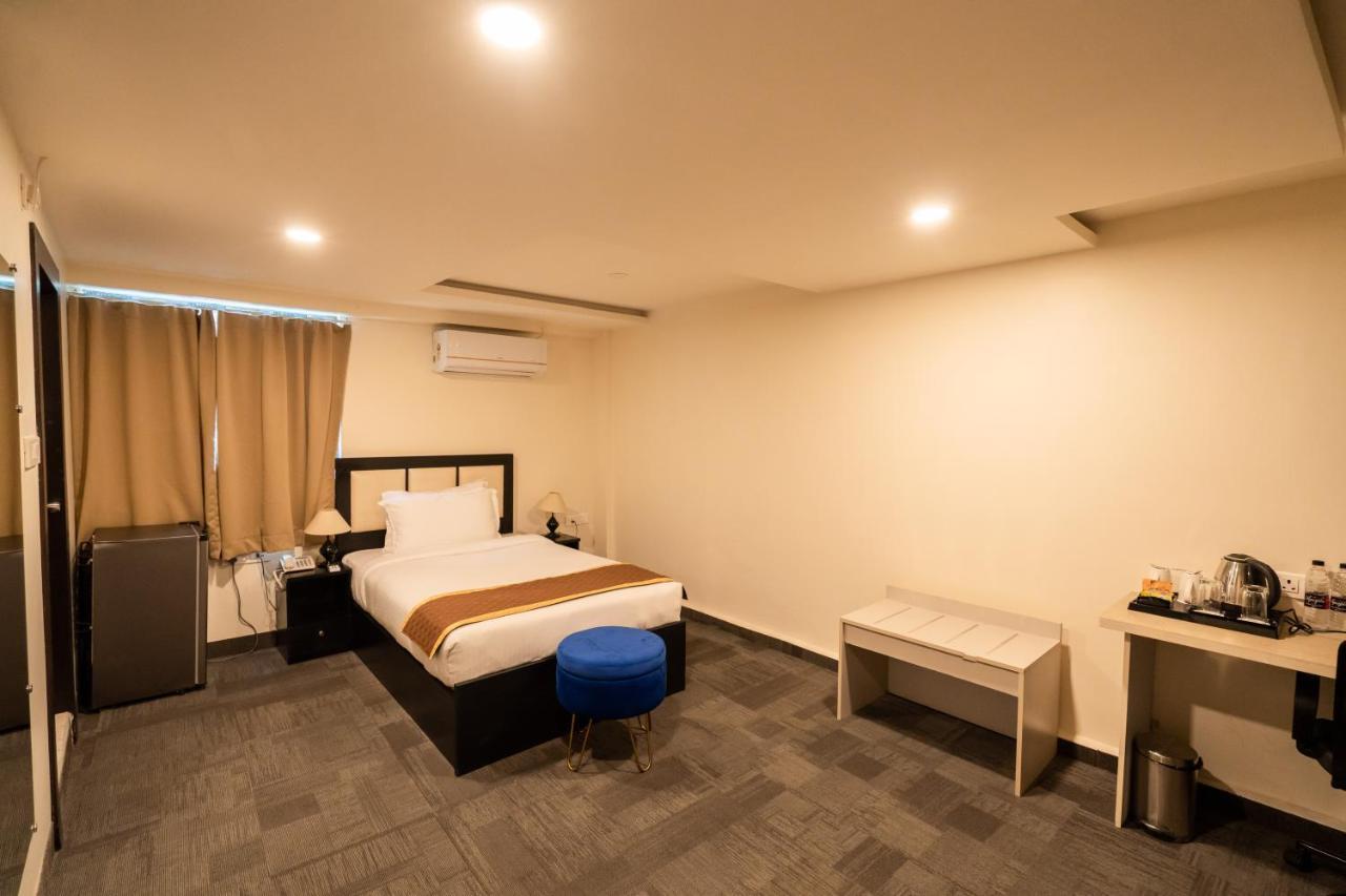 Royale Lalawi Hotel Aizawl Luaran gambar