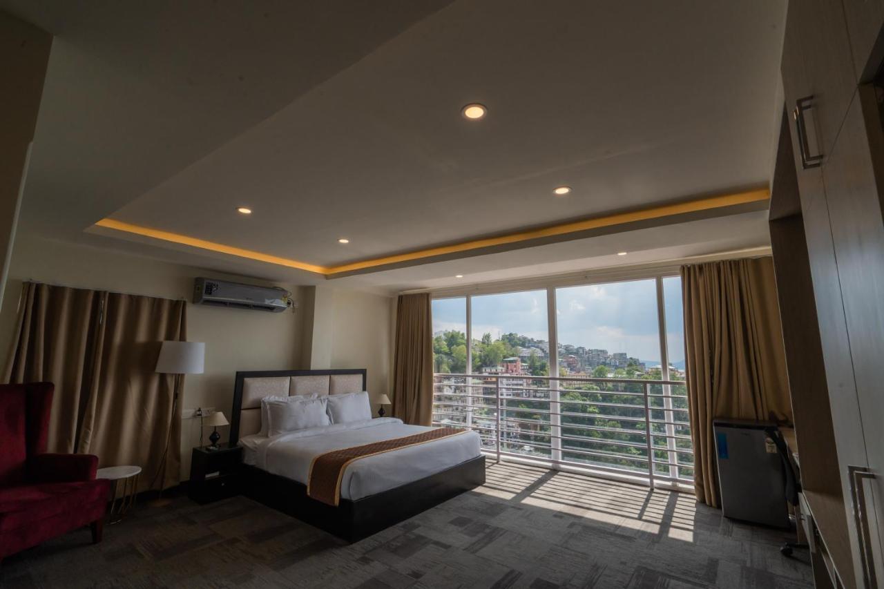 Royale Lalawi Hotel Aizawl Luaran gambar